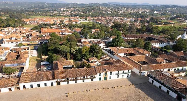 Tejados coloniales de Villa de Leyva vistos desde arriba